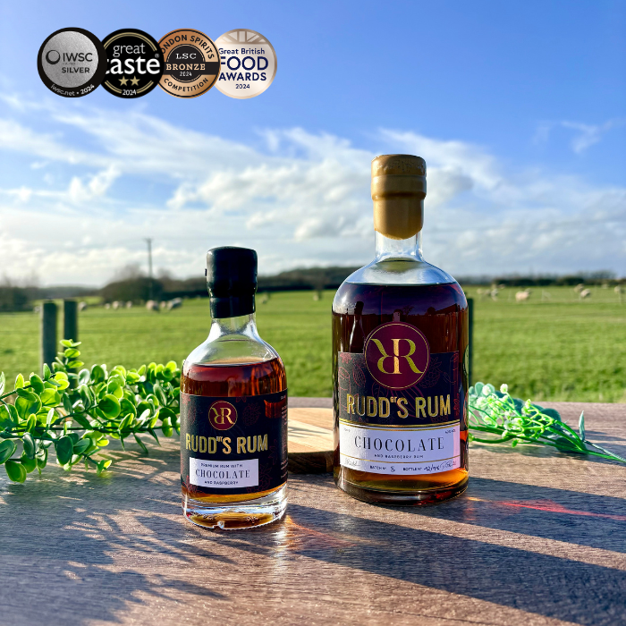 Chocolate Rum with Raspberry | Aged Caribbean rum distilled with cocoa&nbsp; shells and raspberries � Double R Distillery